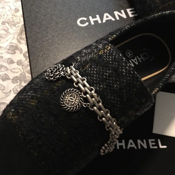 Chanel loafers - Picture 4 of 8